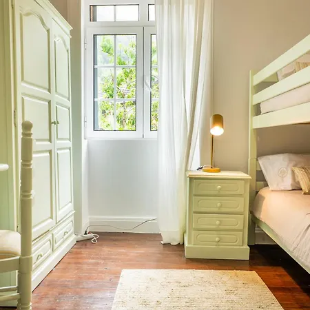 Casa Da Bisa, By Op * São Vicente