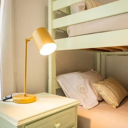 Casa Da Bisa, By Op *